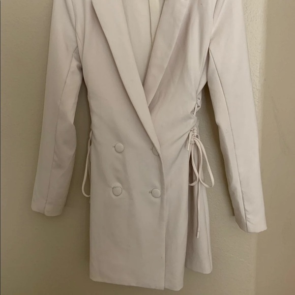 NBD Off white cream blazer dress - Picture 5 of 8
